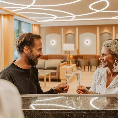 프리자허 4* 아니프