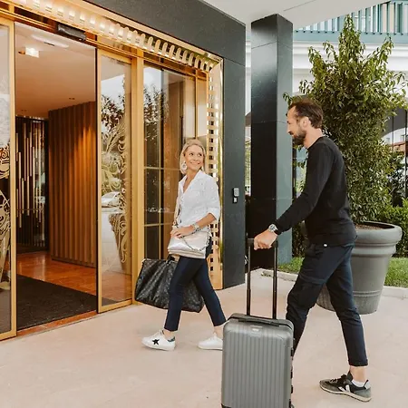 Hotel Friesacher 4*