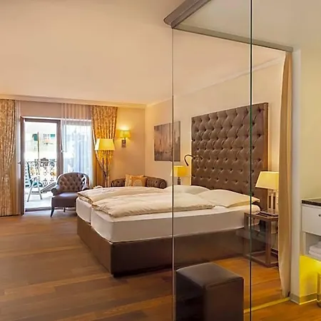 Hotel Friesacher Anif