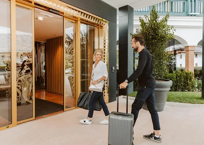 Otel Friesacher 4*