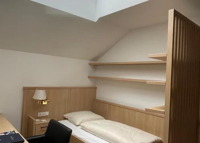 Friesacher Otel Anif